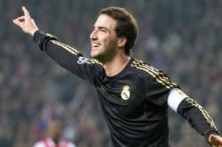 英雄联盟总决赛直播-2026世界杯G组焦点战，莱万与哈兰德双星闪耀，波兰爆冷击败英格兰，北欧新王主宰绿茵