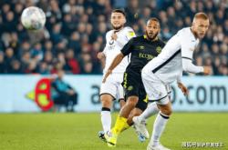 英雄联盟总决赛门票-关于诺里奇迎来胜利，英超保级前途一片光明的信息