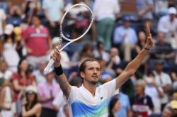 英雄联盟总决赛2025-年终总决赛绝杀ATP总决赛，梅德韦杰夫状态火热