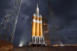 英雄联盟总决赛门票-钢铁与丝绸，美国战术风暴下，伊布如何以唯一性重塑曼城