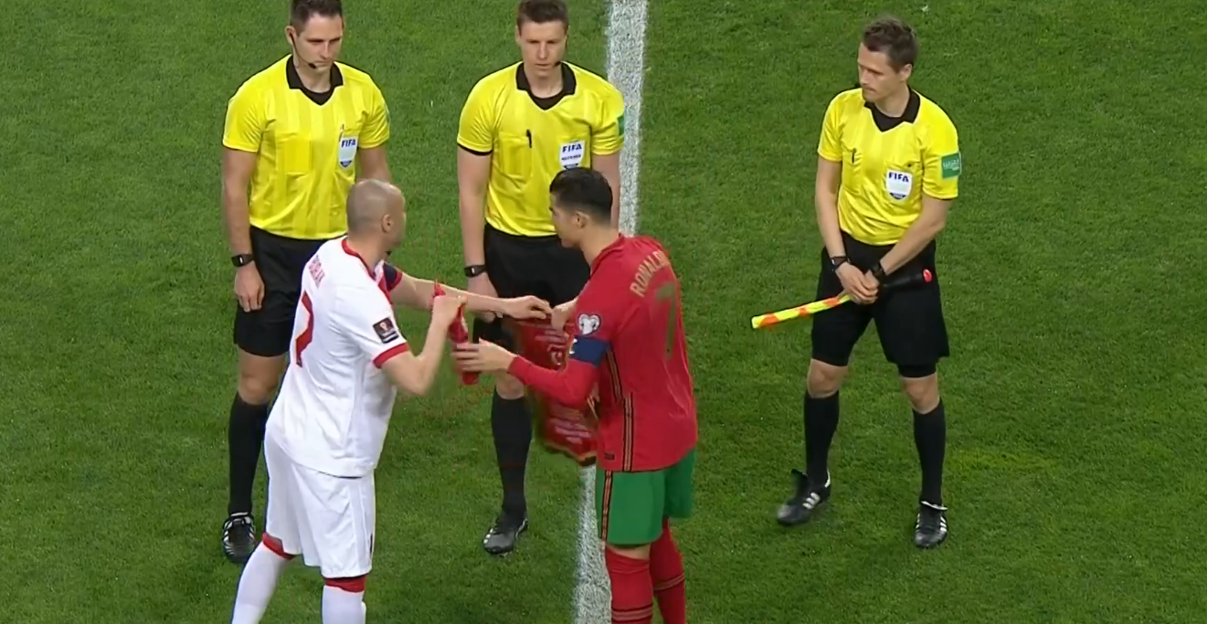 关于亚特兰大惊险过关，跃入下一阶段的信息