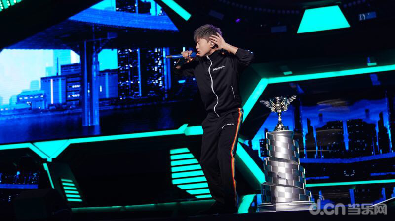 关于对决激烈情绪高涨，谁能夺得桂冠成焦点的信息