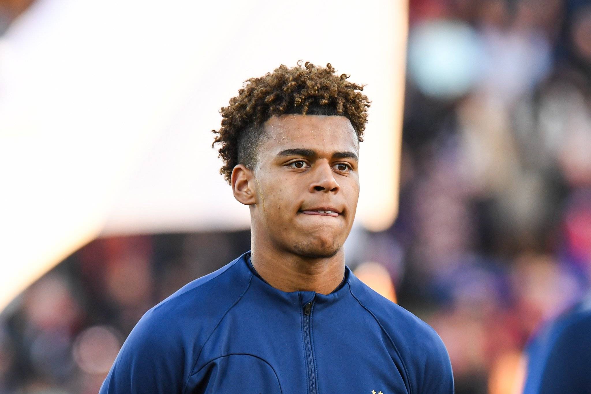 智利球员在法甲联赛中逐渐崭露头角的简单介绍