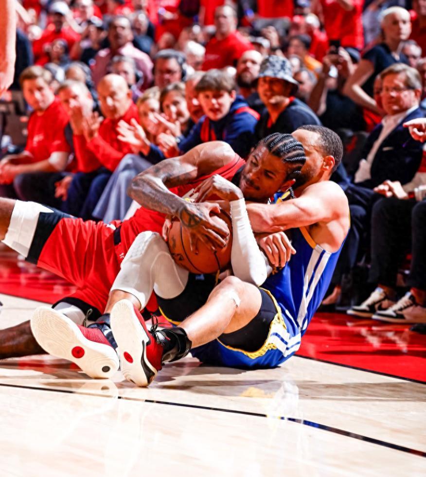 火箭全队出击，压哨绝杀瓦解对手反扑