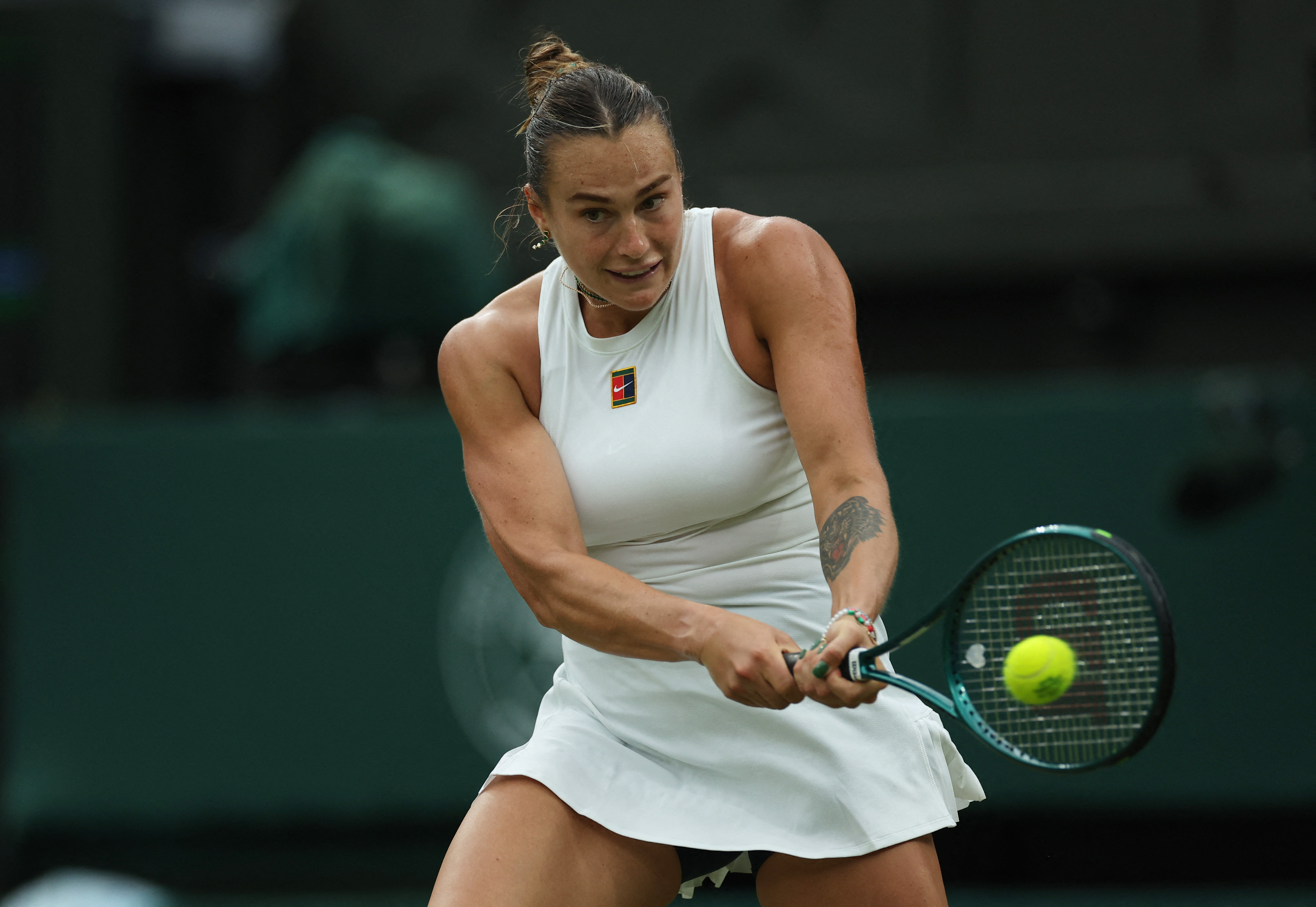 网球热度飙升,网友热议不断 网球热度飙升,网友热议不断