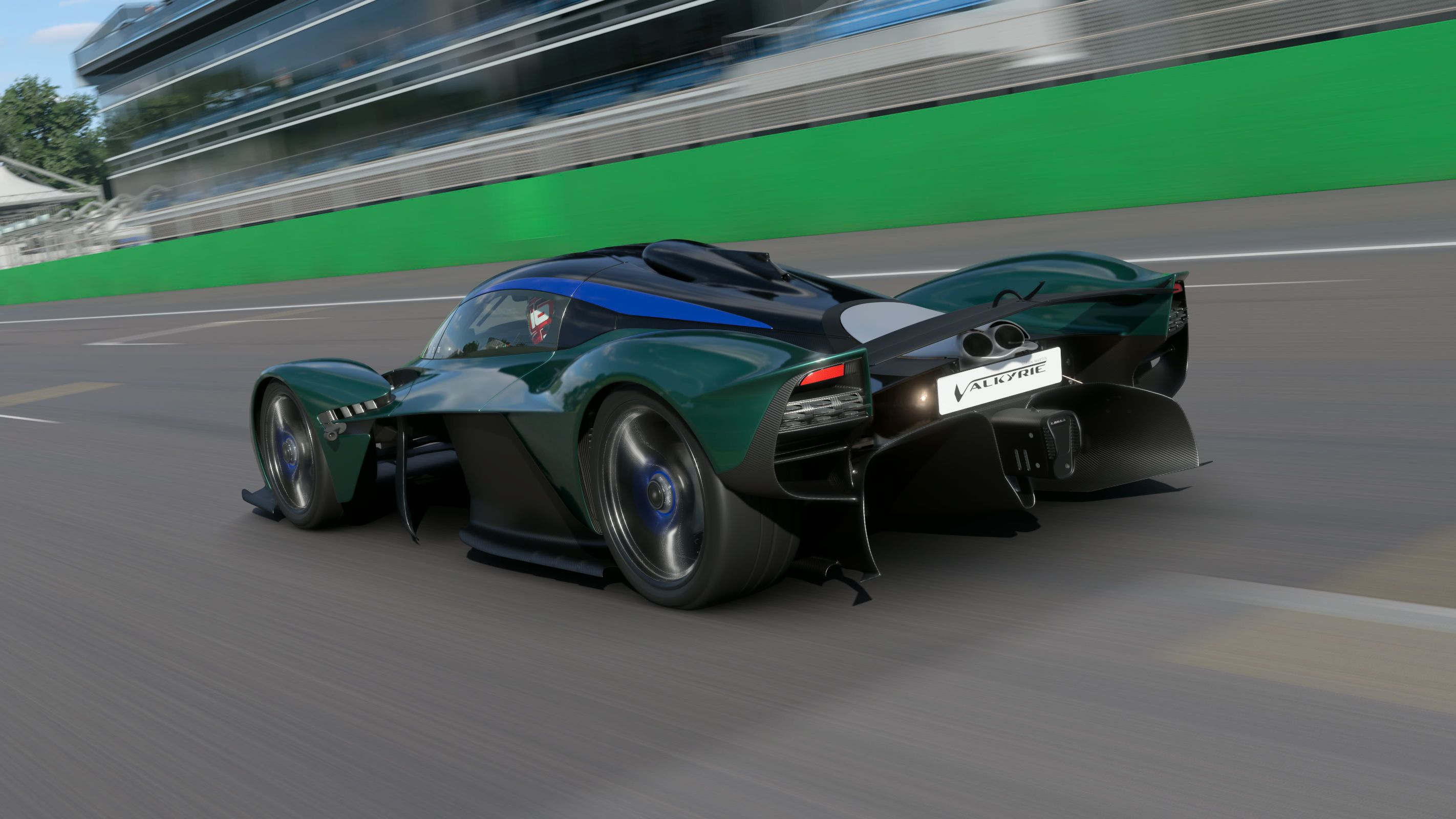 阿斯顿马丁轻取法拉利,诺里斯惊艳四座 阿斯顿马丁轻取法拉利,诺里斯惊艳四座