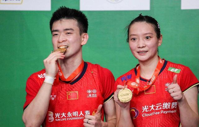 马来西亚队碾压法国队，郑思维状态火热