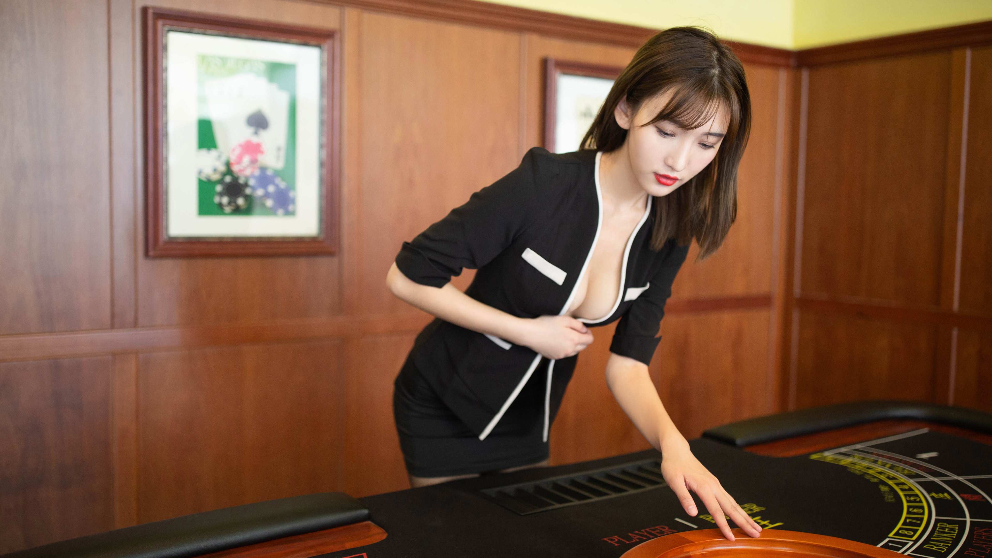 双线传奇,公牛硬仗燃胜热火,锡安美加墨世界杯接管风暴