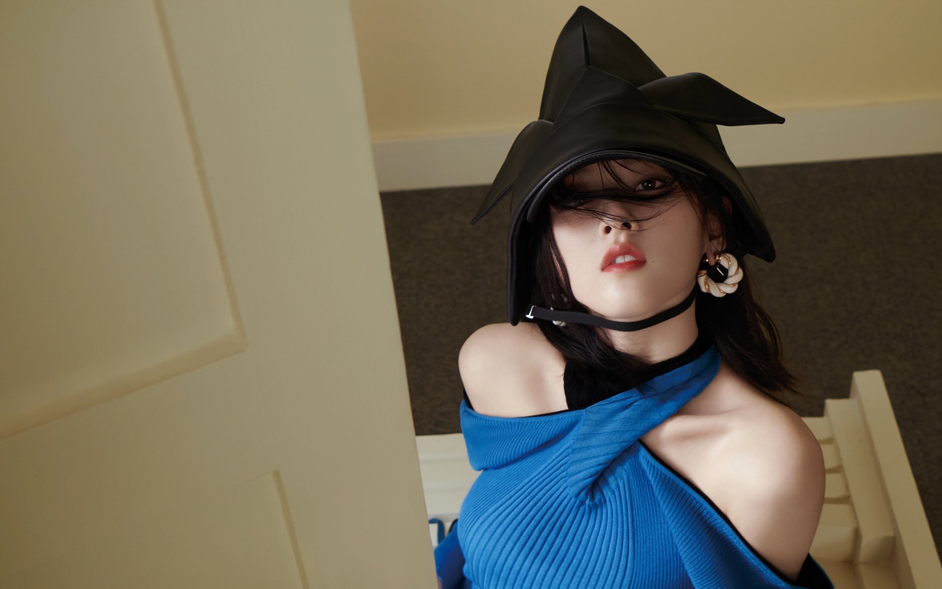 当东契奇的三分雨席卷休斯顿,北京队的红色浪潮如何在另一个维度一波带走火箭?