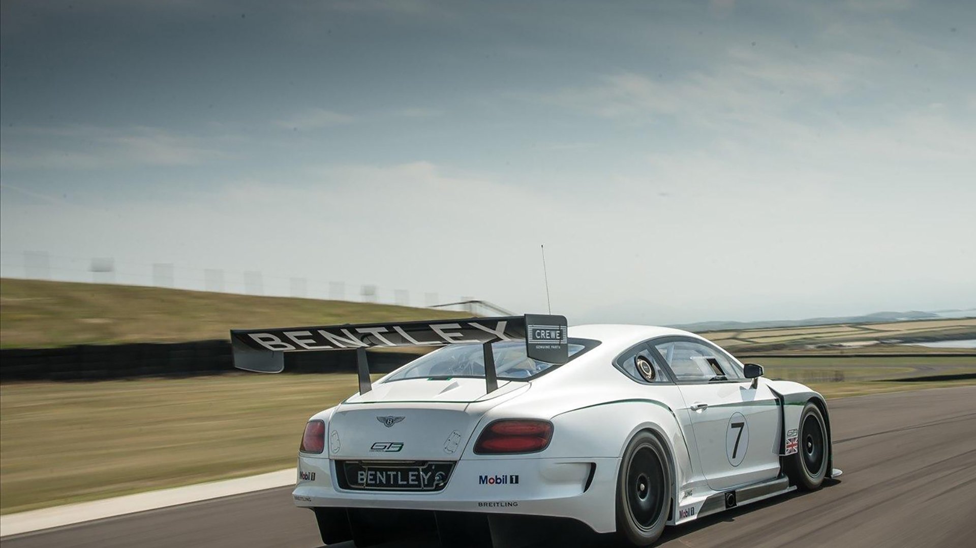 冷门与关键先生，沙特战术纪律与加克波现象级爆发的世界杯启示录